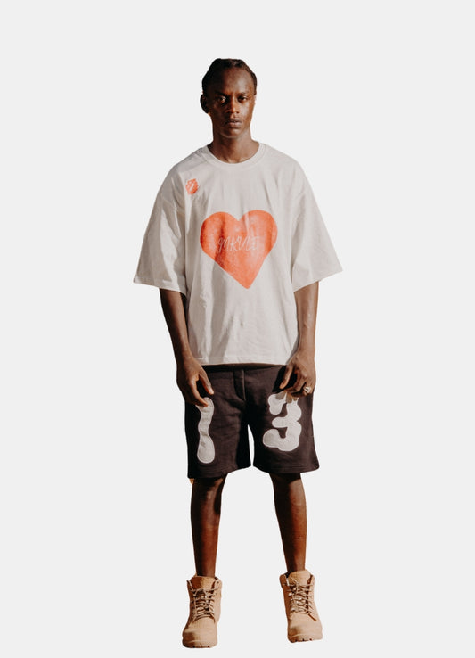 MKVLE KISS TEE