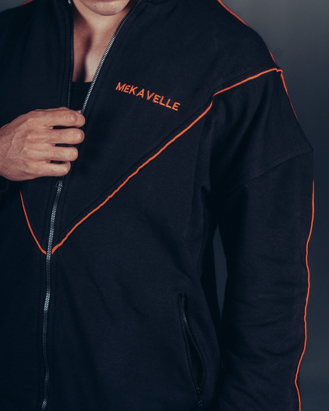 NIGHT V-TRACK JACKET