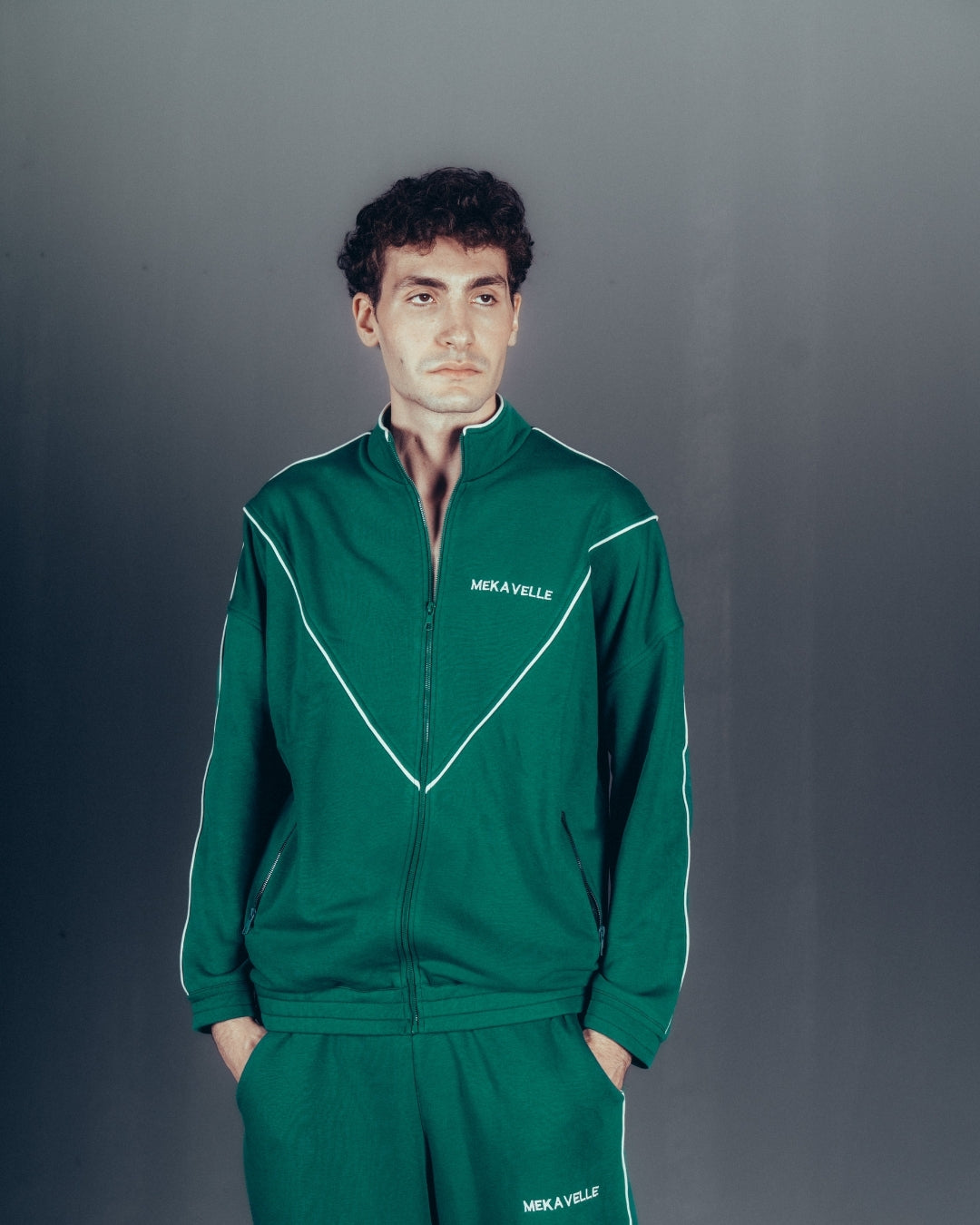 EMERALD V-TRACK SUIT